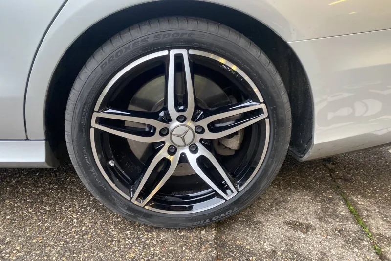 Image secondaire du véhicule 13