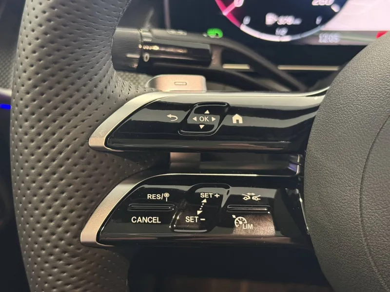 Image secondaire du véhicule 8