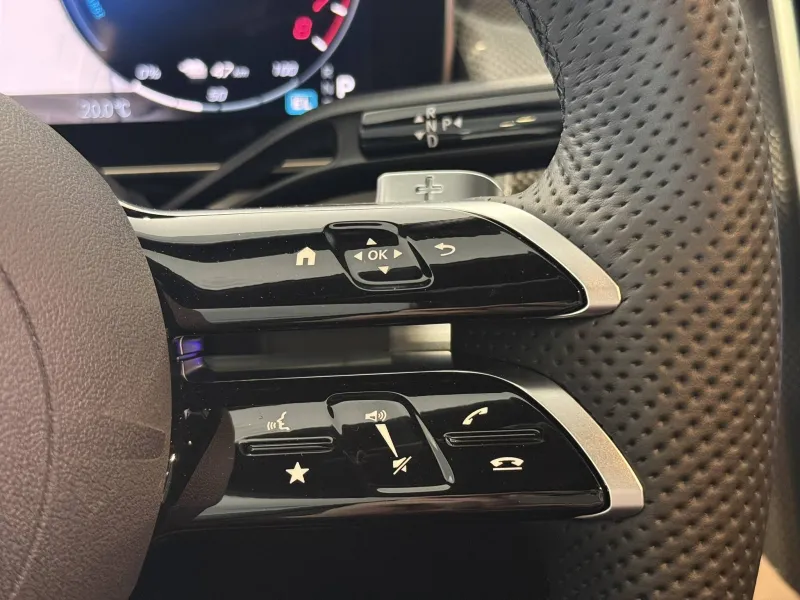 Image secondaire du véhicule 9