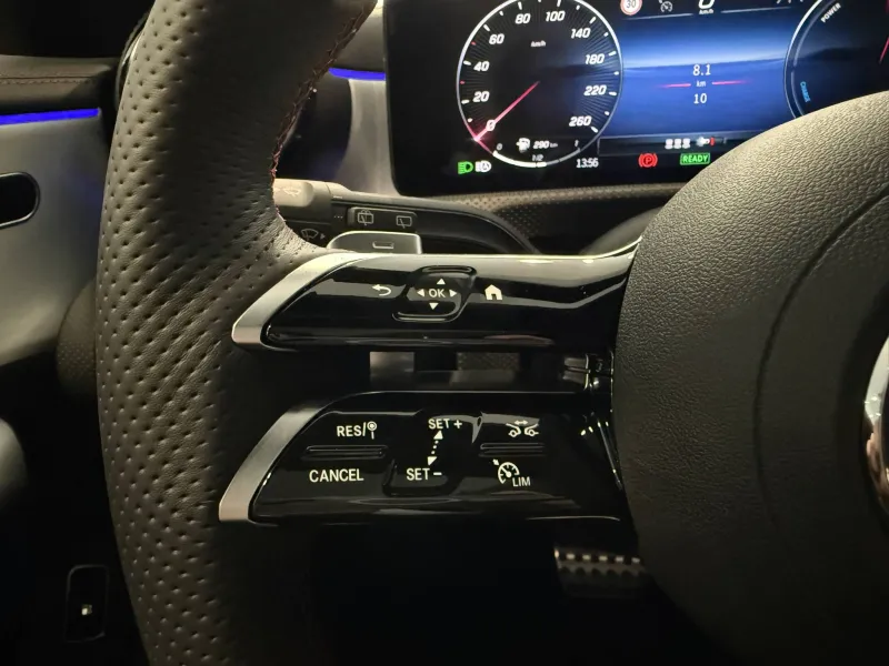 Image secondaire du véhicule 9