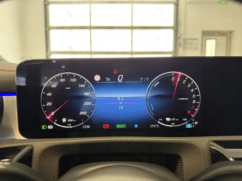 Image secondaire du véhicule 11