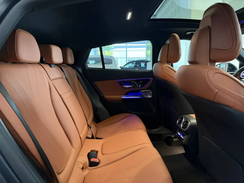 Image secondaire du véhicule 5