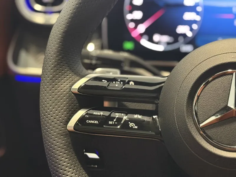 Image secondaire du véhicule 8