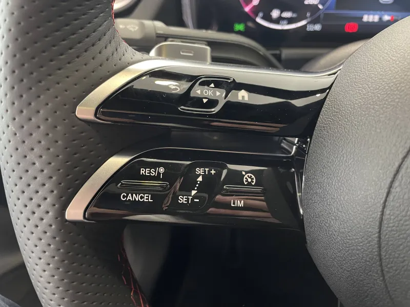 Image secondaire du véhicule 8