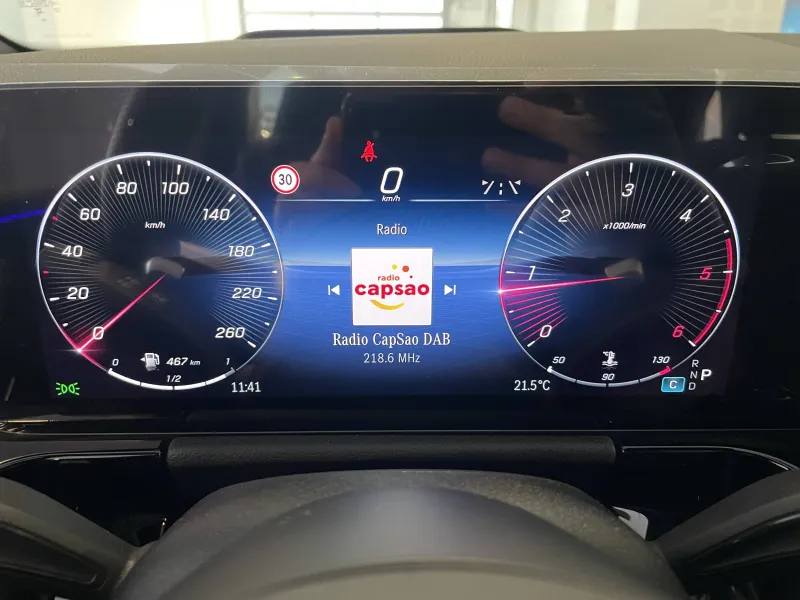 Image secondaire du véhicule 9