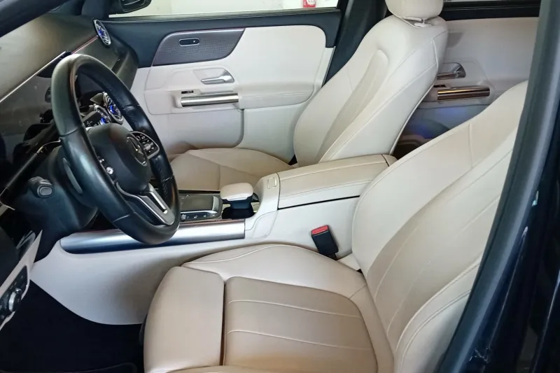 Image secondaire du véhicule 11