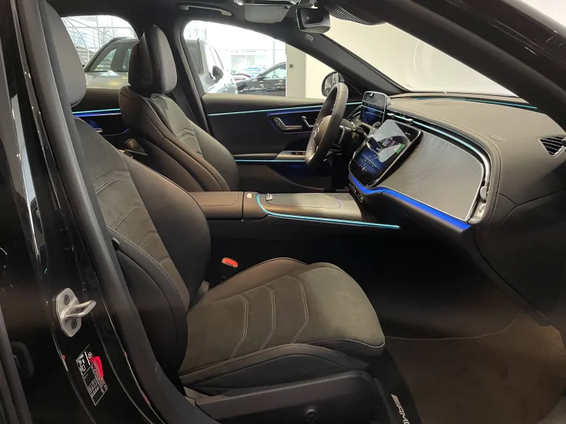 Image secondaire du véhicule 4