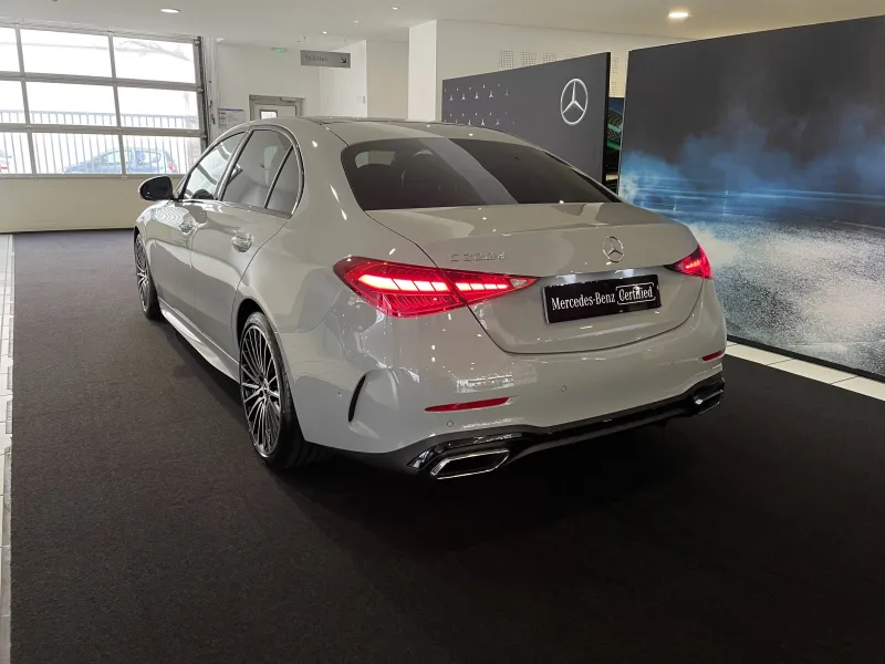 Image secondaire du véhicule 3