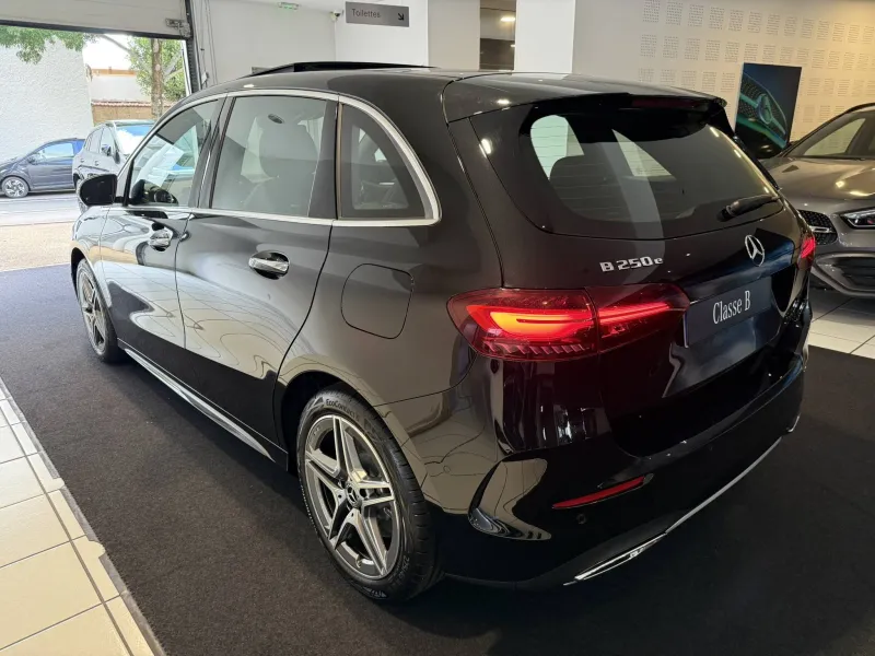 Image secondaire du véhicule 3