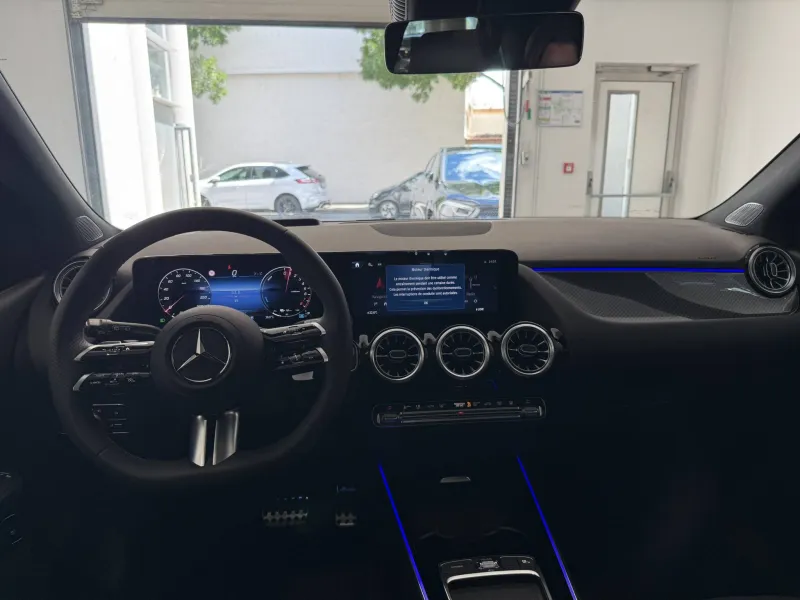 Image secondaire du véhicule 6