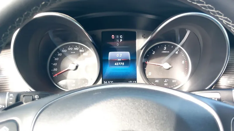 Image secondaire du véhicule 10