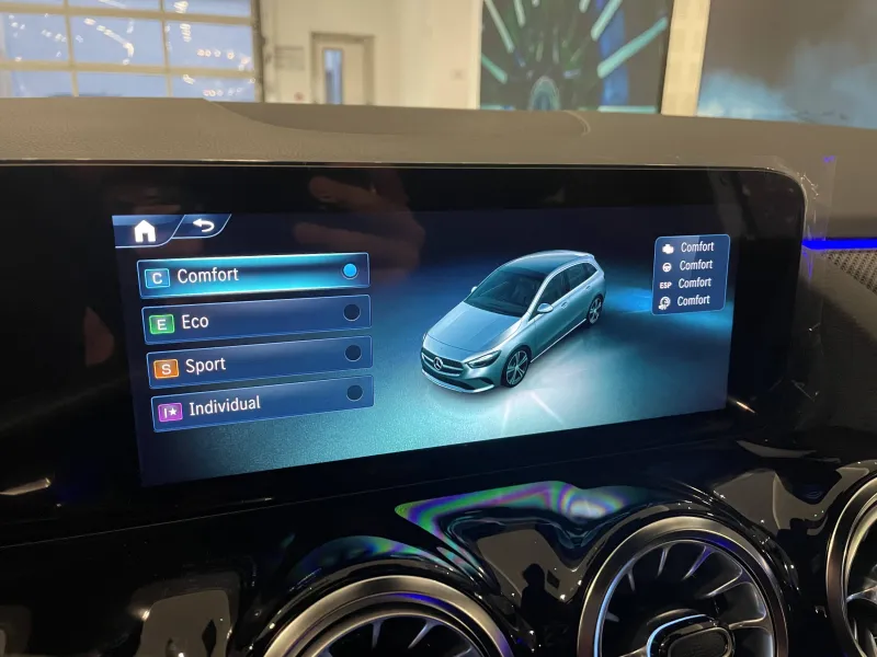 Image secondaire du véhicule 13