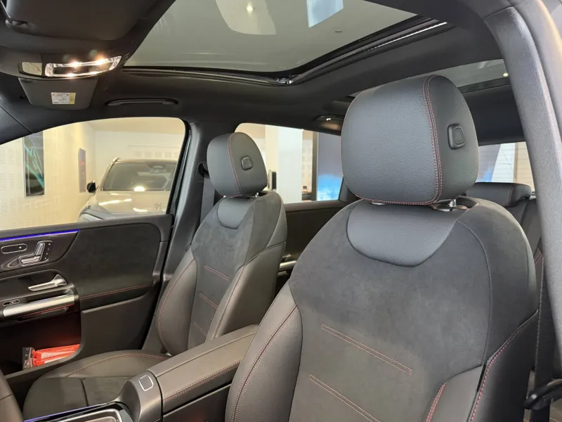 Image secondaire du véhicule 17