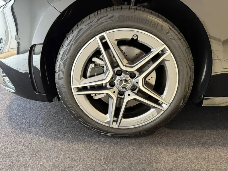 Image secondaire du véhicule 19