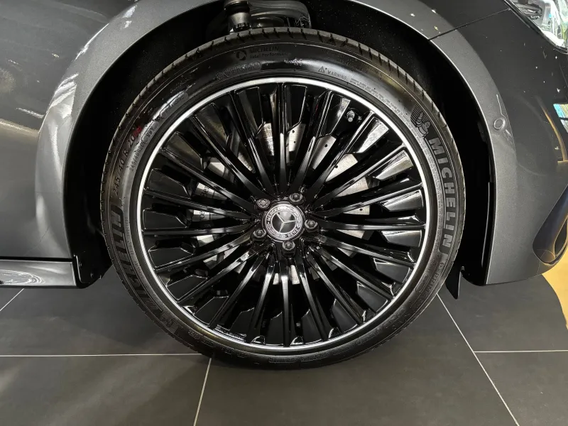 Image secondaire du véhicule 18