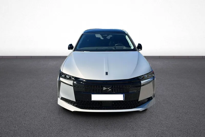 Image secondaire du véhicule 9