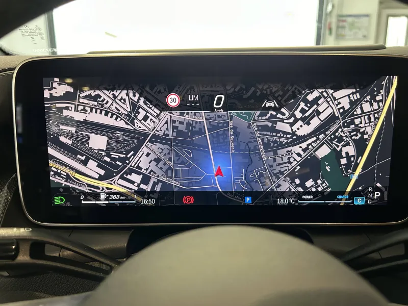 Image secondaire du véhicule 12