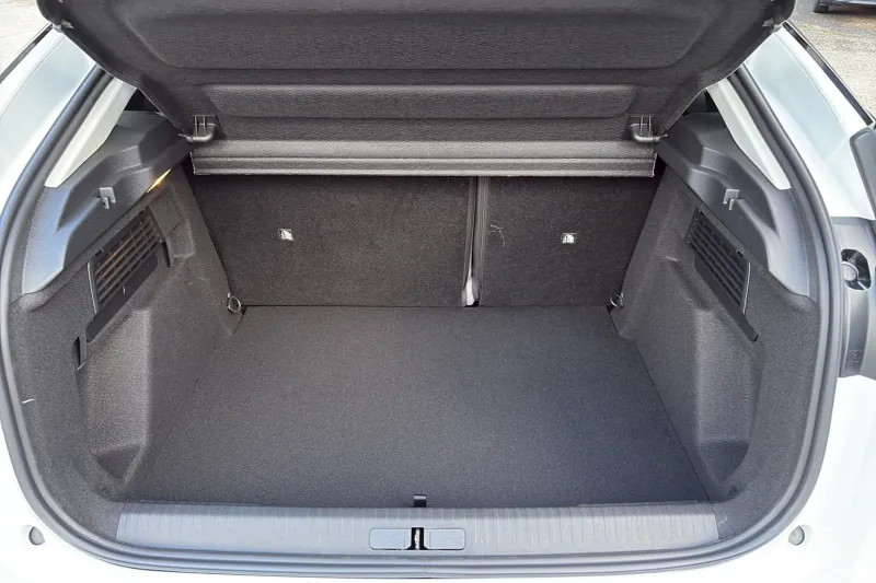 Image secondaire du véhicule 10