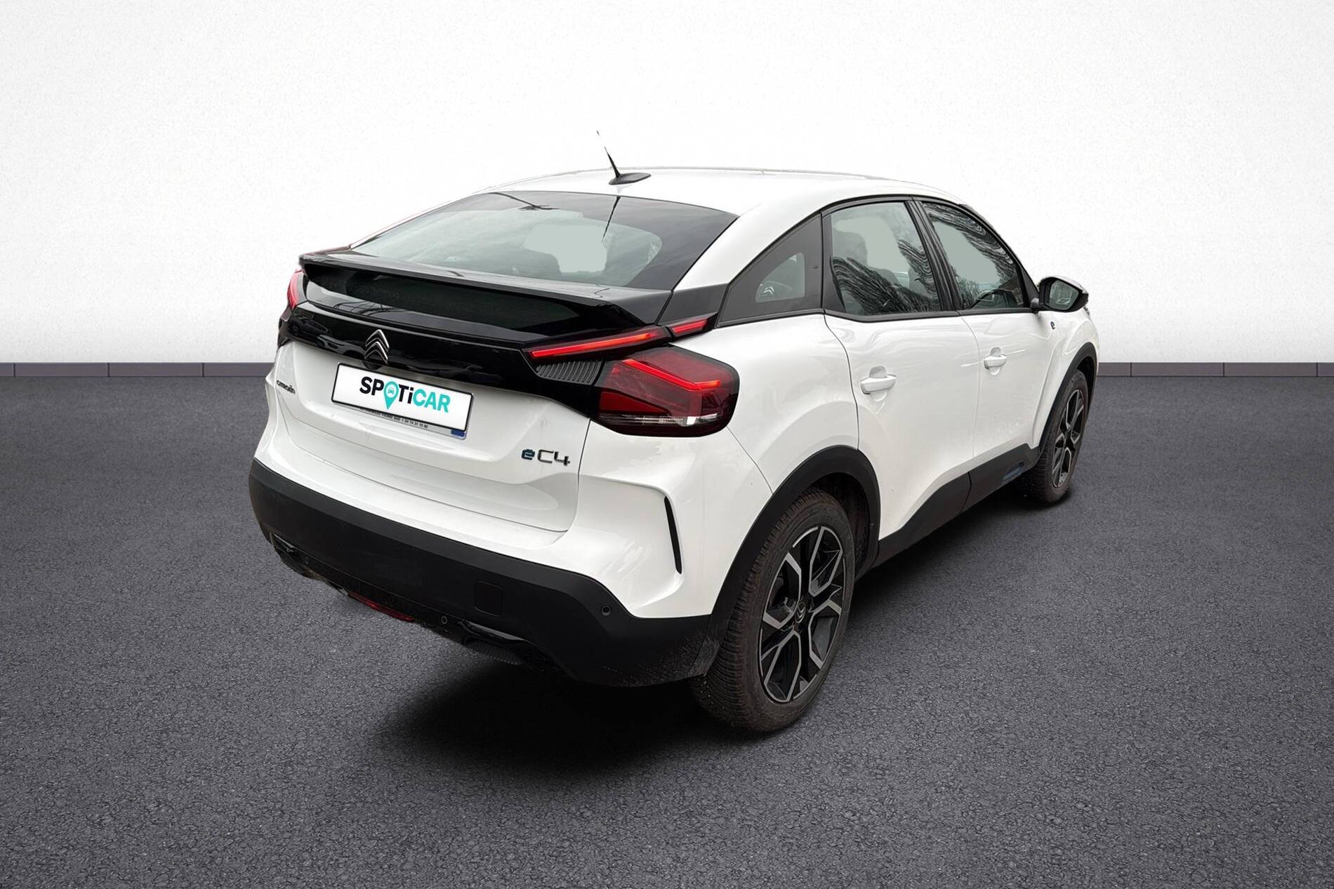 Image secondaire du véhicule 6