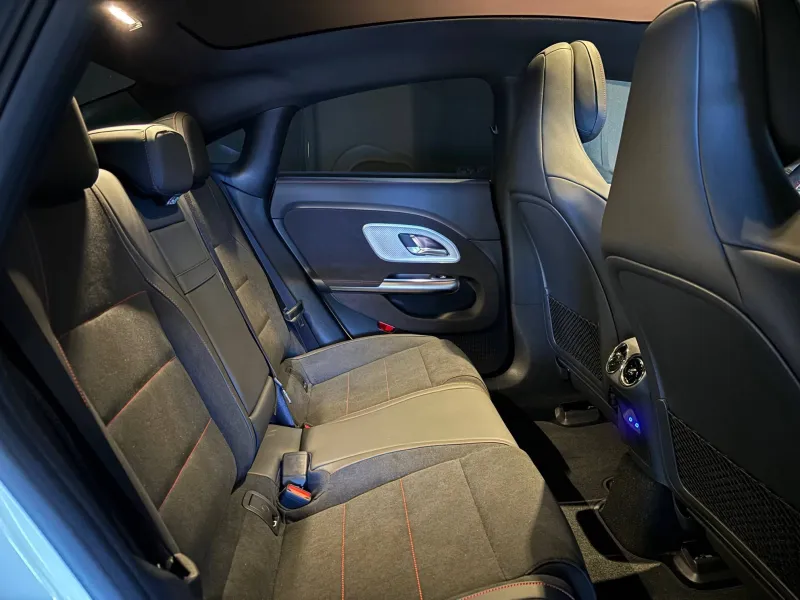 Image secondaire du véhicule 5