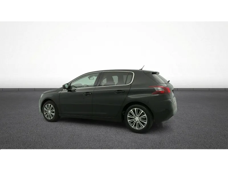 Image secondaire du véhicule 6