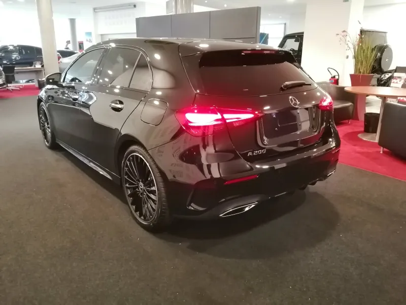 Image secondaire du véhicule 3