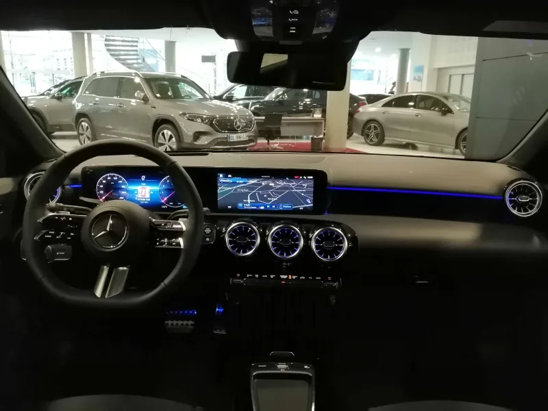 Image secondaire du véhicule 7