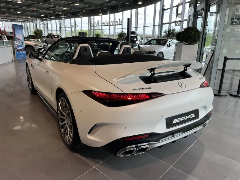 Image secondaire du véhicule 3