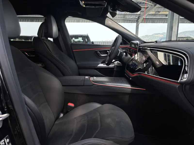 Image secondaire du véhicule 4