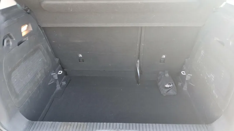 Image secondaire du véhicule 10