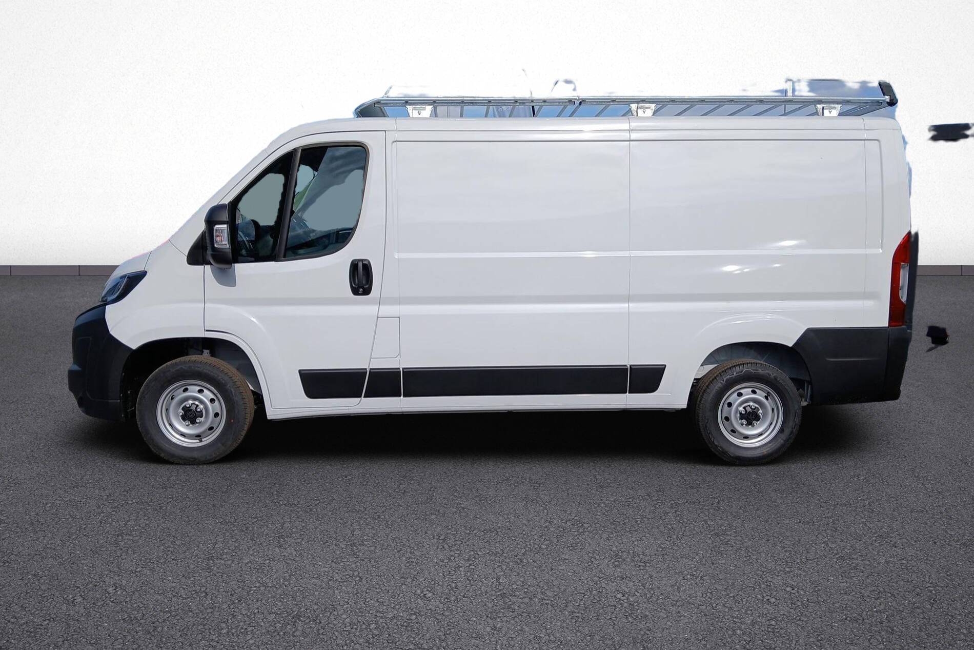 Image secondaire du véhicule 4