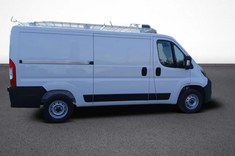 Image secondaire du véhicule 8