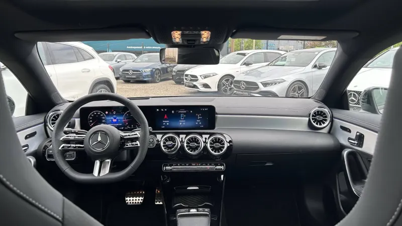 Image secondaire du véhicule 14