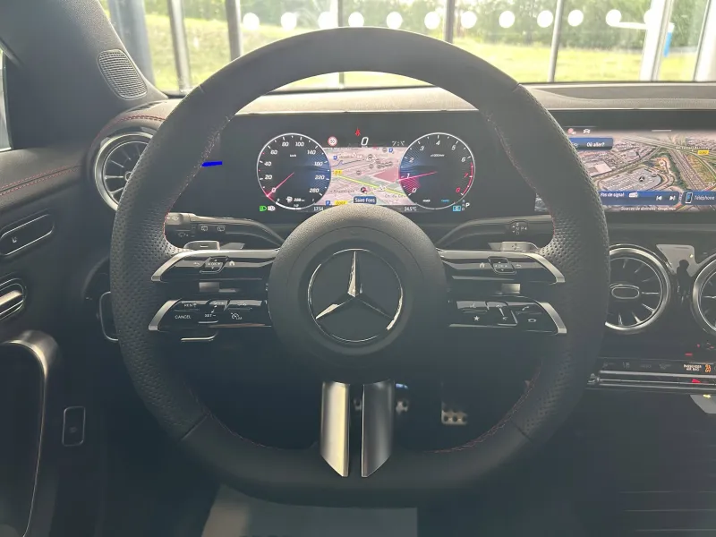 Image secondaire du véhicule 7