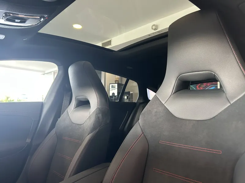 Image secondaire du véhicule 13