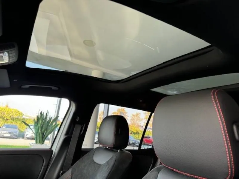 Image secondaire du véhicule 13