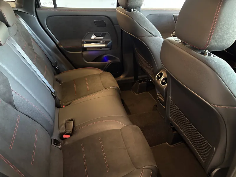 Image secondaire du véhicule 5