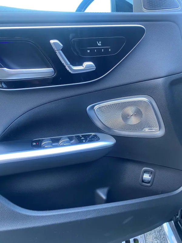 Image secondaire du véhicule 9