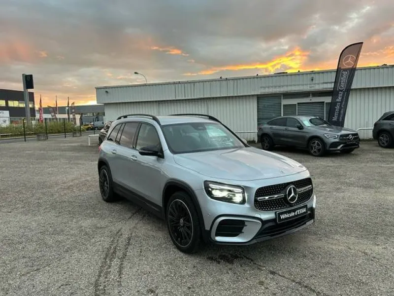 Image secondaire du véhicule 8