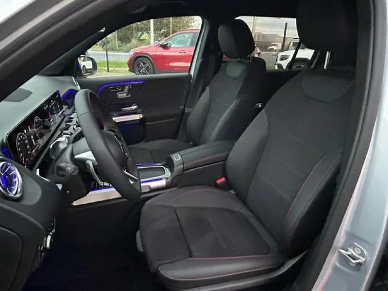 Image secondaire du véhicule 10