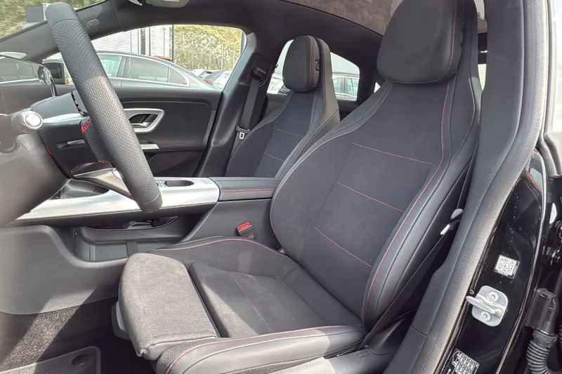 Image secondaire du véhicule 11