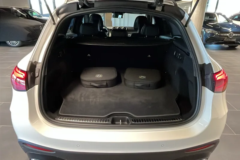 Image secondaire du véhicule 10