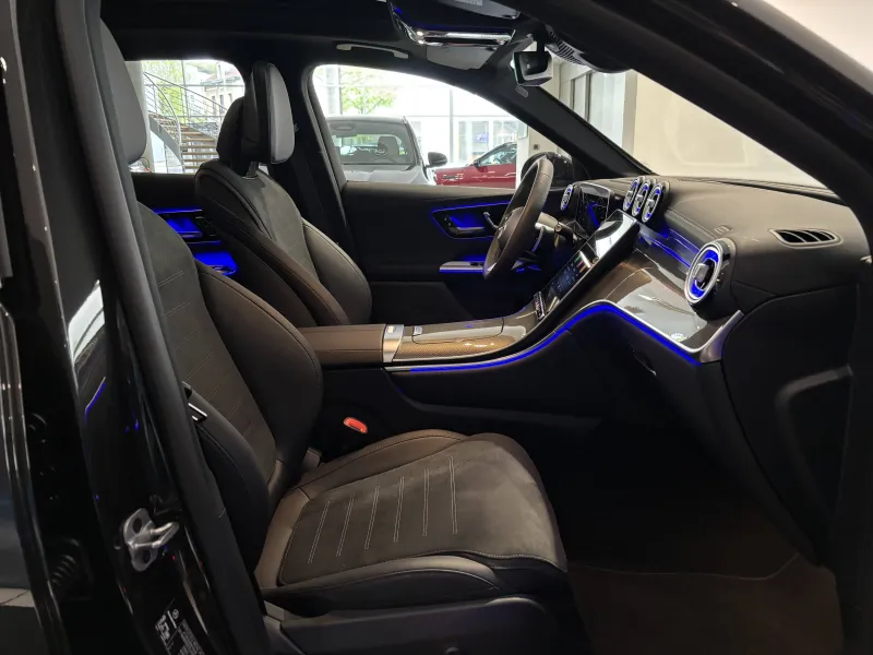 Image secondaire du véhicule 4