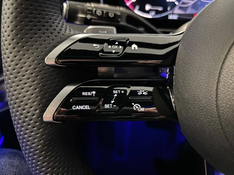 Image secondaire du véhicule 8