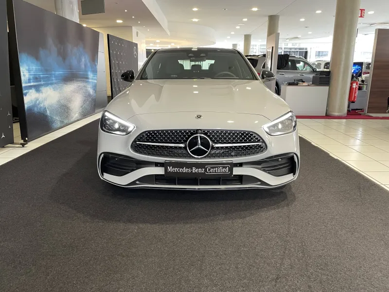 Image secondaire du véhicule 24