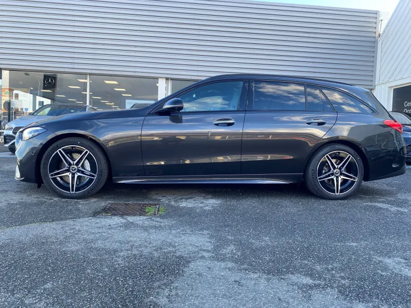 Image secondaire du véhicule 12