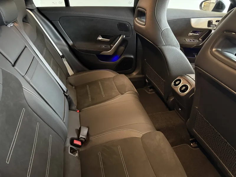 Image secondaire du véhicule 5