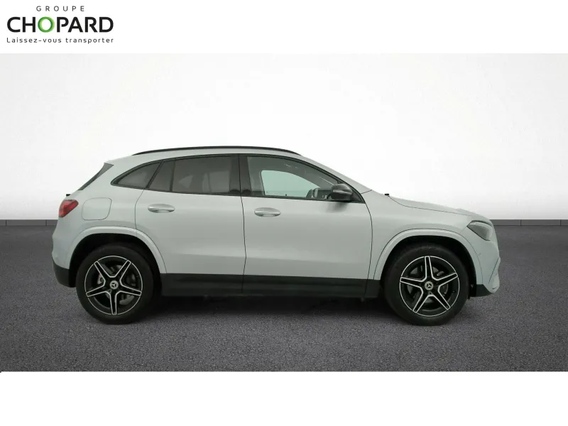 Image secondaire du véhicule 11