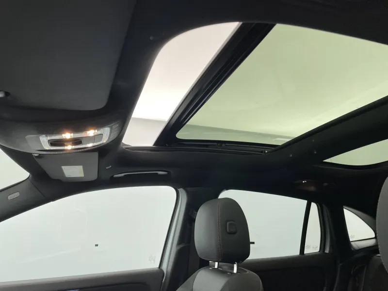 Image secondaire du véhicule 25