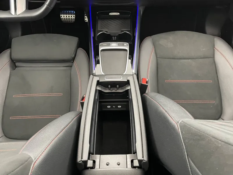 Image secondaire du véhicule 30